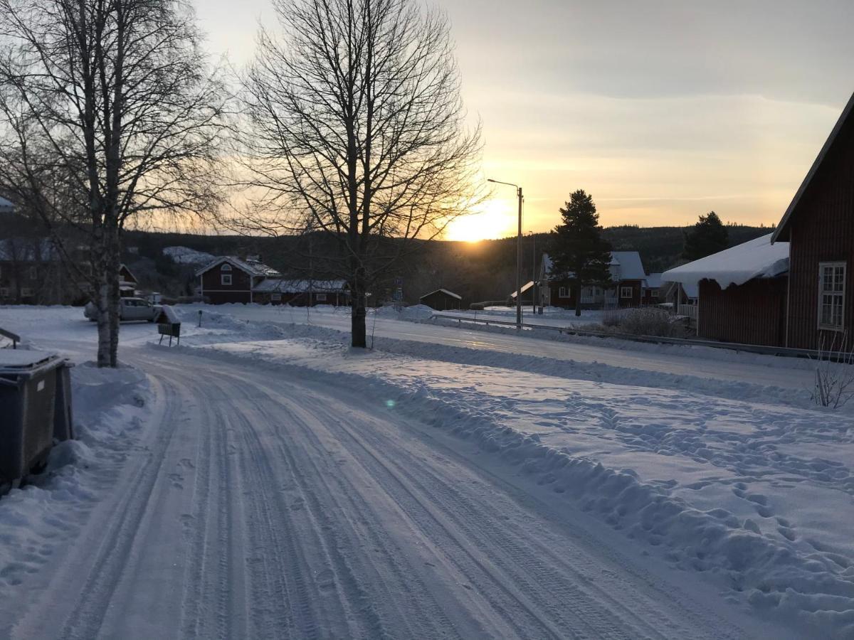 Asens Vandrarhem Uvboet Älvdalen エクステリア 写真