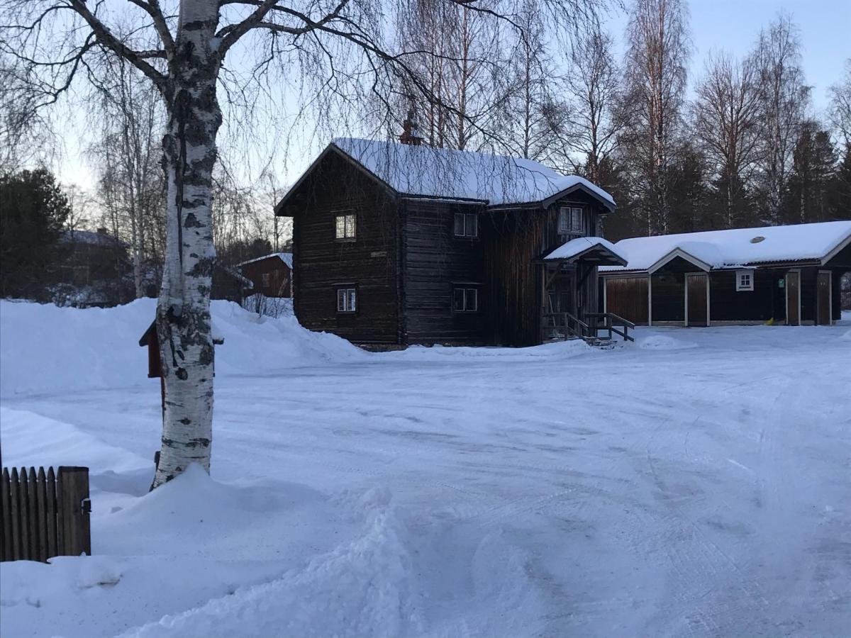 Asens Vandrarhem Uvboet Älvdalen エクステリア 写真